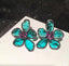 Aretes de flor verdes
