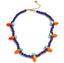 Collar de cuentas azules con dijes de zanahoria