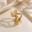 Anillo Dorado Ajustable con Perlas