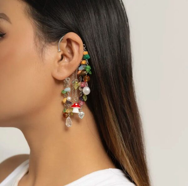 Earcuff en gancho con colgantes