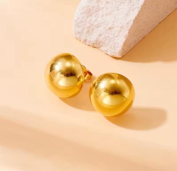 Aretes pequeños de semibola - Image 2