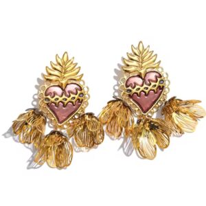 Aretes de corazon en llamas